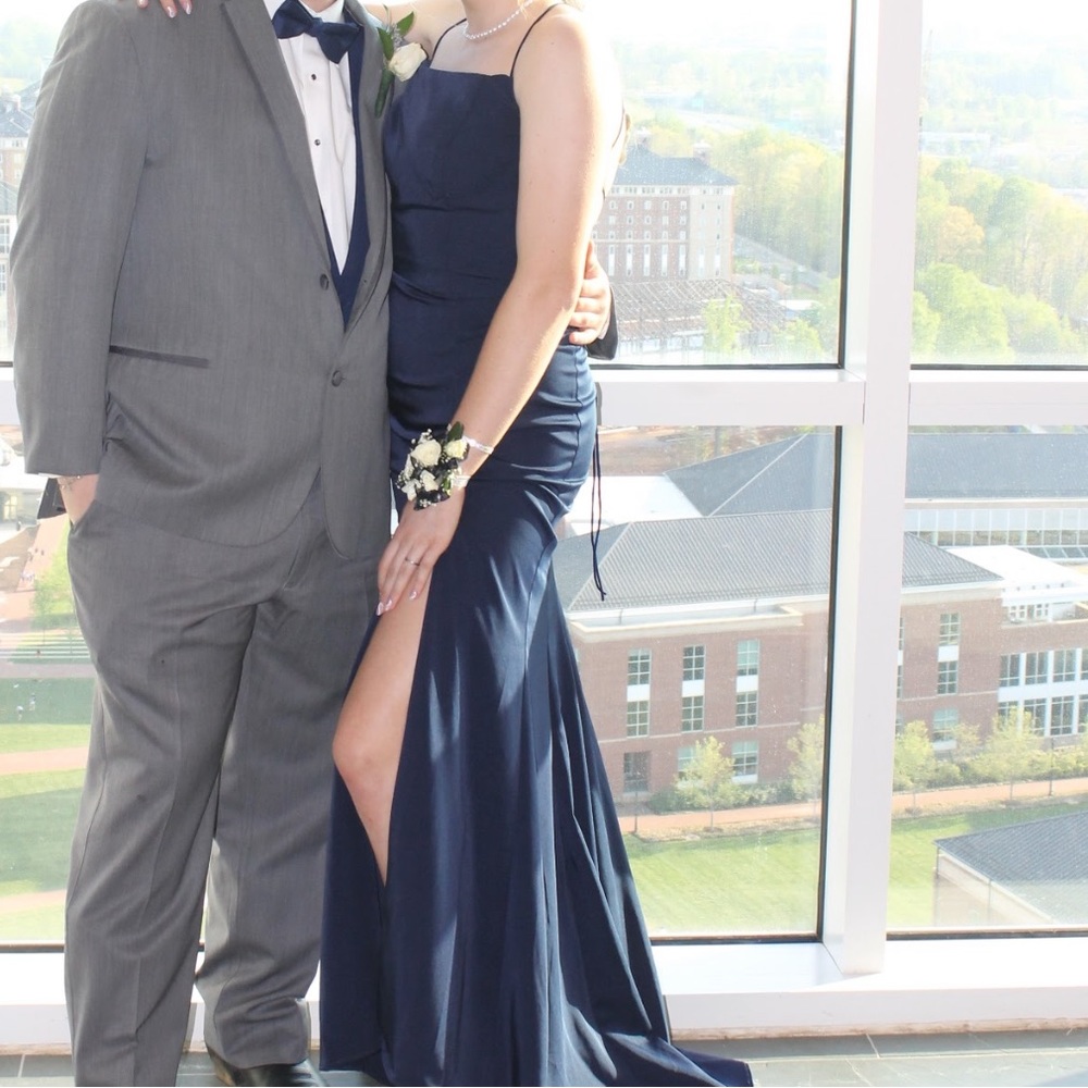 Prom Dress - Picture 4 of 4